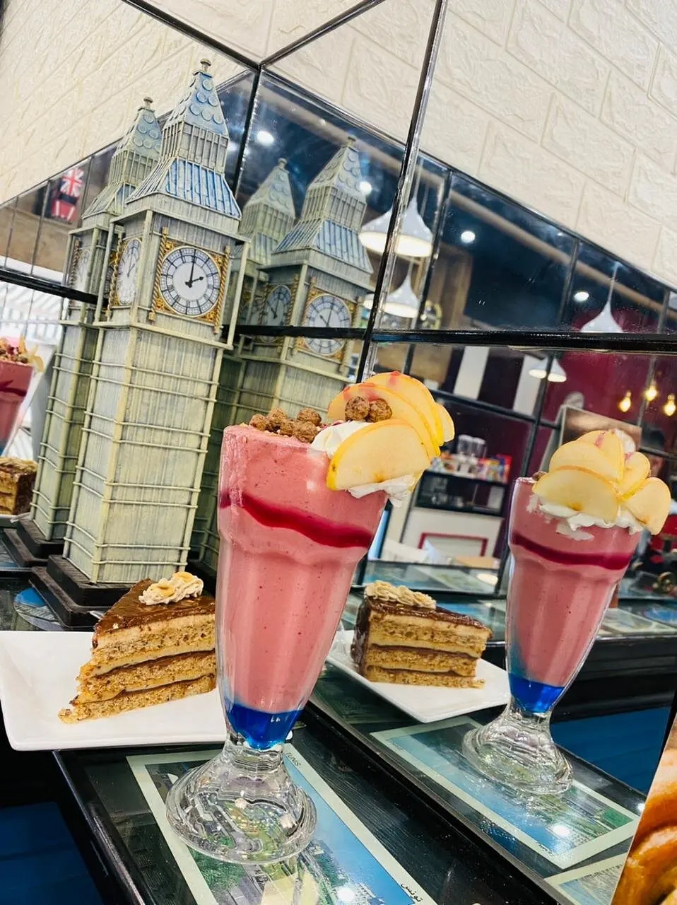 cocktails-and-cake